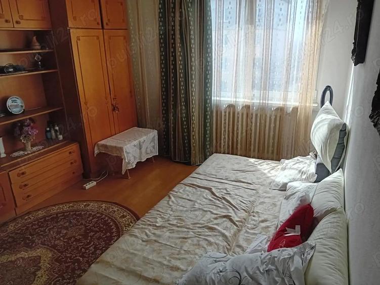 Ap 2 Cam Maratei aproape de piata mare 54mp etaj 3 renovat decomandat centrala termoizolat - 9