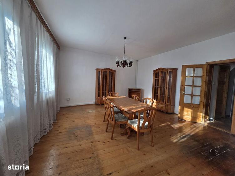 Vand casa P+1, cartierul Functionarilor - 10