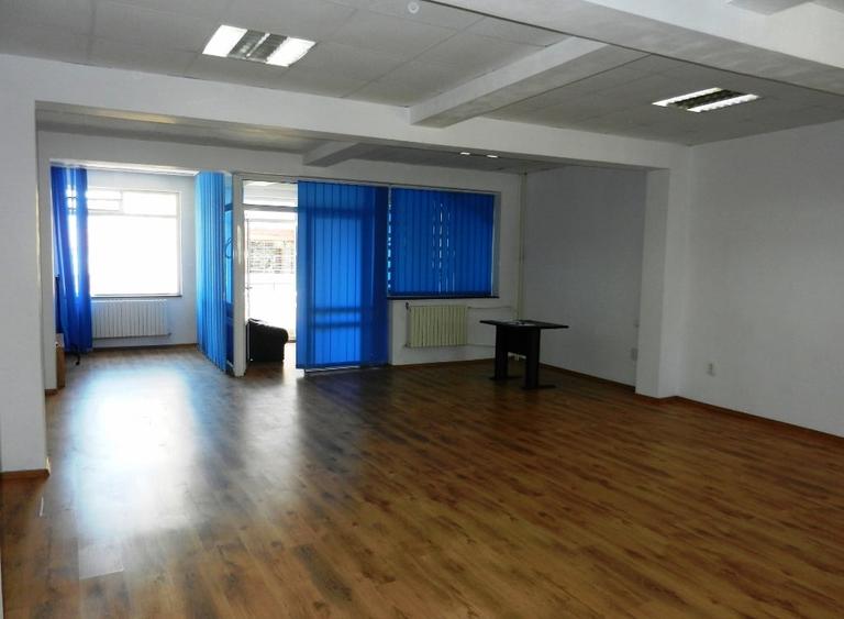 Spatiu 100 mp, centrala cu gaz si aer conditionat - 2