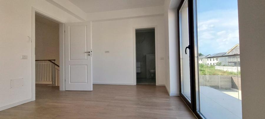 Mutare Imediata -  "Vile în ansamblu securizat – liniște, protecție și confort" - 23