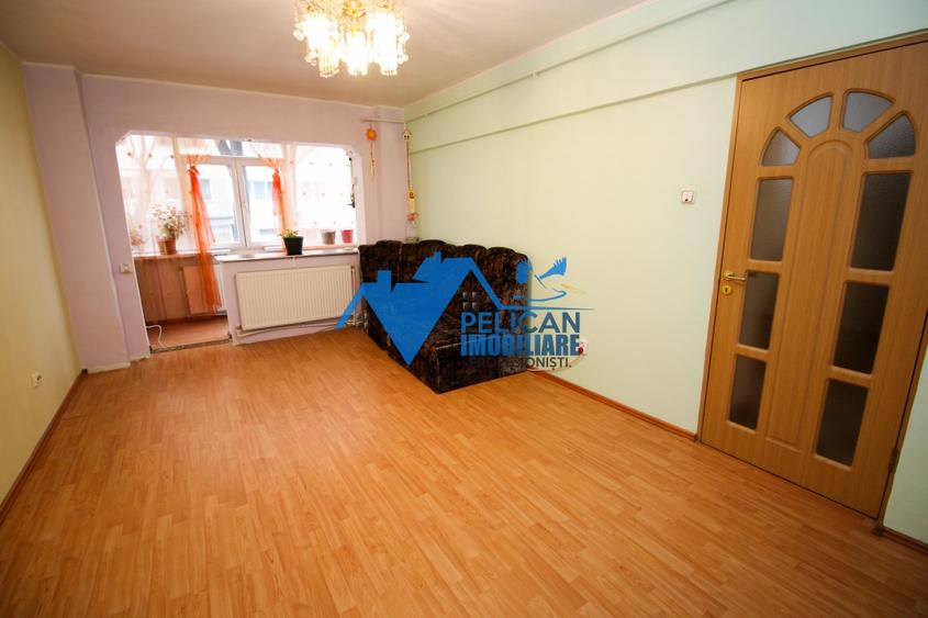 Pacii, 3 camere, etajul 1, decomandat - 3