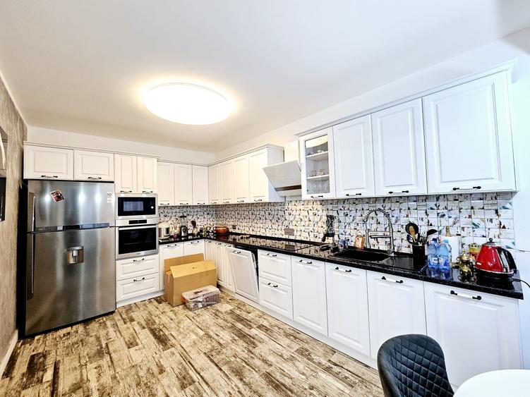 Proprietate noua, finisata, mobilata si utilata, utilitati racordate, Vanatori ! - 3