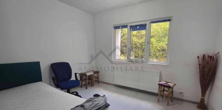 Apartament 4 camere Frumoasa - 8