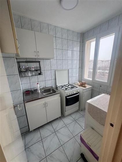 Garsoniera  Semidecomandata Aparatorii Patriei-Turnu Magurele - 3