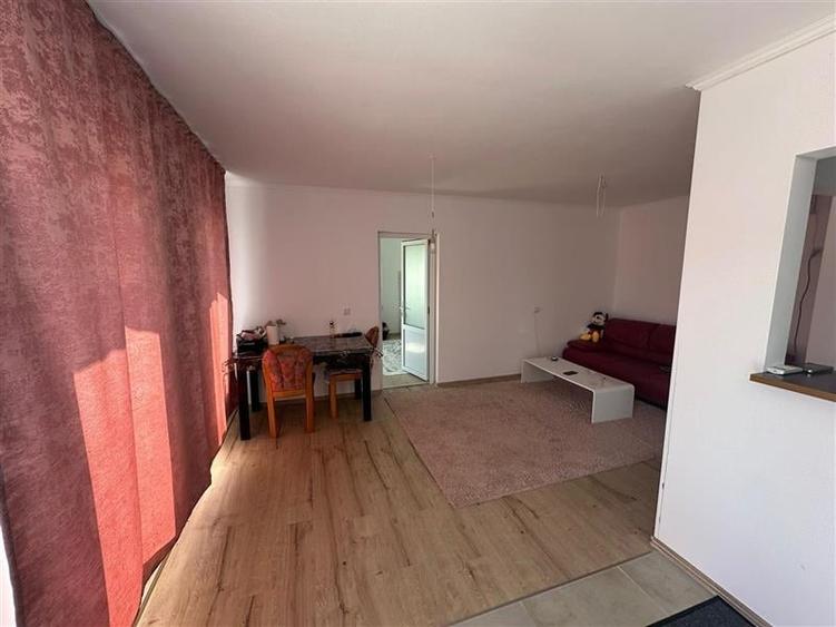 Ultracentral Etaj 1 Piata Unirii - 9