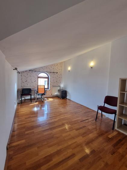 Vila - Parcul Carol - 13 Camere - Pretabil Gradinita - Autorizata - 24