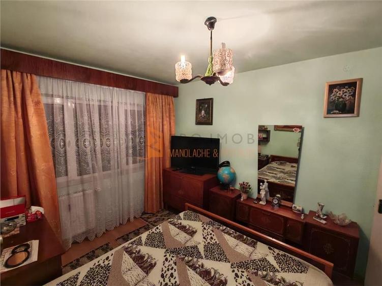 Apartament 3 camere cf 1 decomandat zona Micro 14 - 5