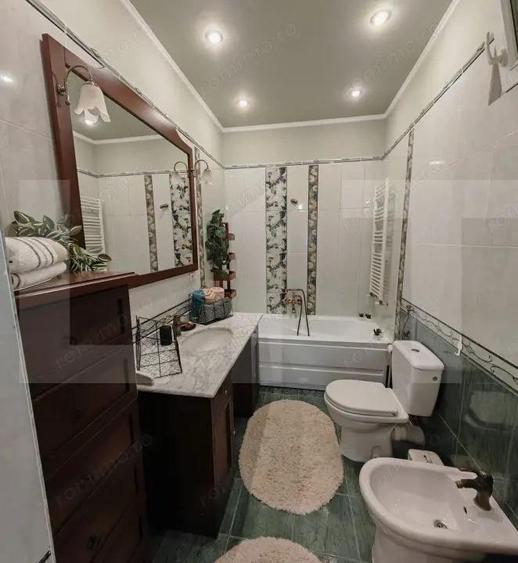 Apartament 3 camere, 132 mp, Pia?a Liberta?ii - 6