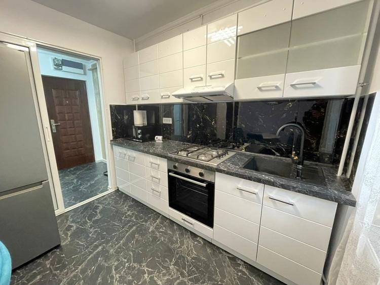 Apartament 2 camere complet renovat - etaj 2 - Podu Ros - 5