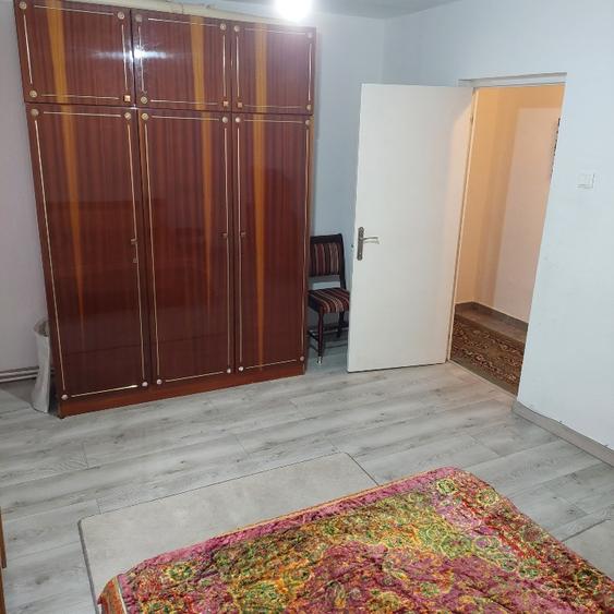 Inchiriez aparta - 2