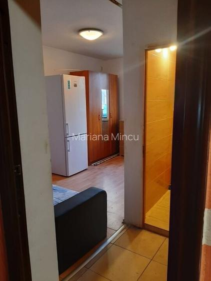 Mall Vitan vanzare garsoniera bloc mixt