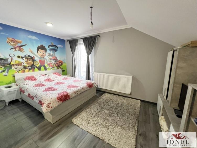 Casă individuală cu 4 camere cu Teren 500 Mp în Est
