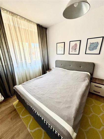 Imens 120 mp Bloc NOU Ultracentral 3 camere etaj1 - 1