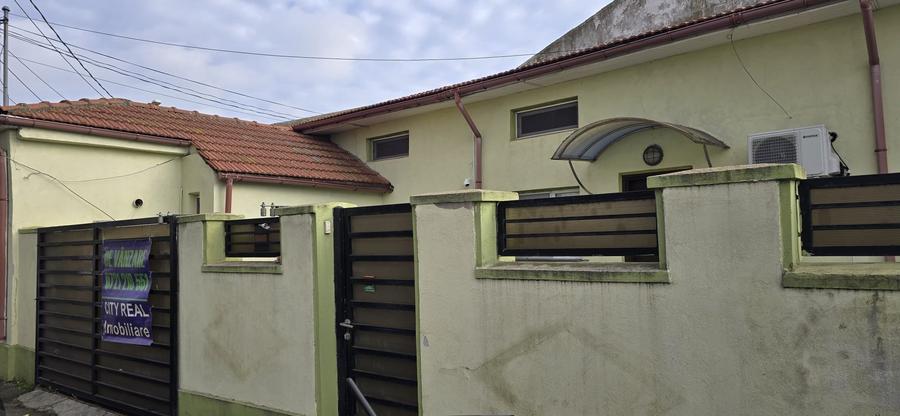 Oportunitate ,Casa 5camere, pod 100 mp ,ICIL, pe colt,3 intrari ,2 centrale gaze - 1