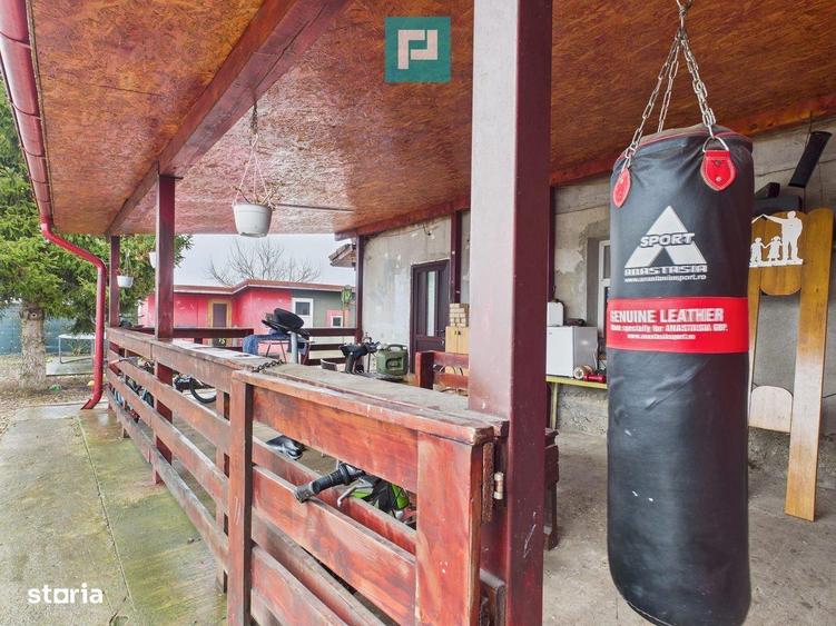 Casa frumoasa la Iratos la pret bun - 3