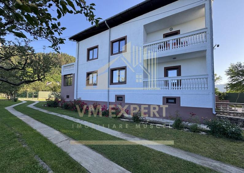 VILA S+P+E-306 MP, TEREN 2078 MP, CAMPULUNG - 13