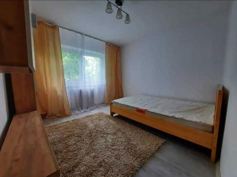 Proprietar: 3 Camere Decomandat 70mp CUG (Zona Scoala N. Iorga) - 4