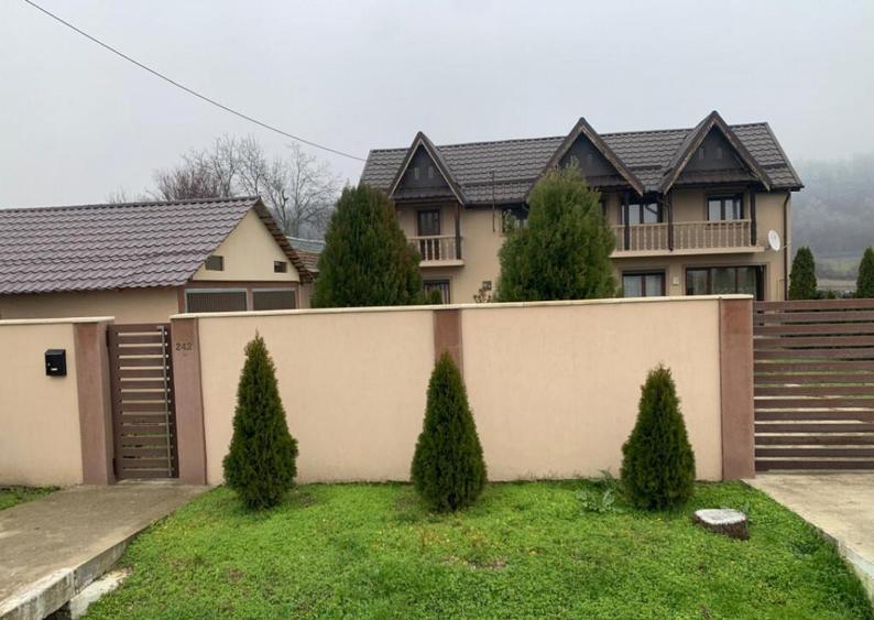 Casa P+1 com. Bobicesti , teren 4500mp. - 7