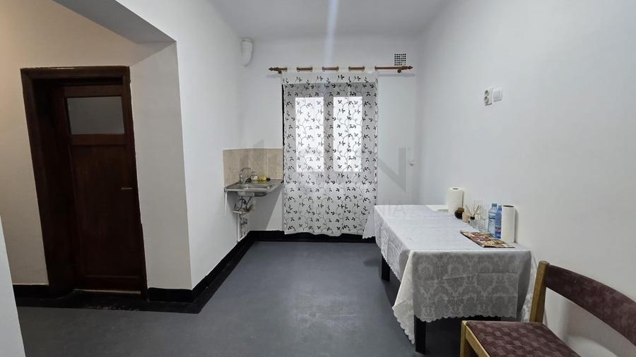 REA1002688 Apartament 3 camere Carol - 1