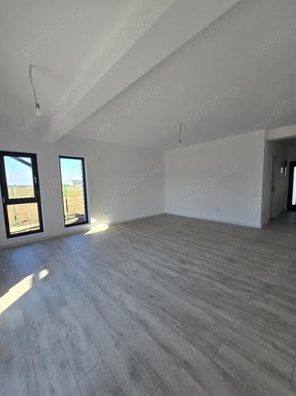 Casa de vanzare Complex Eden Forest,Gulia-Tartasesti,35min Piata Victoriei - 10