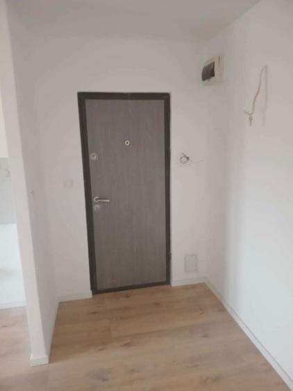 Vind apartament 3 camere in Aiud centru, renovat complect nou. - 5