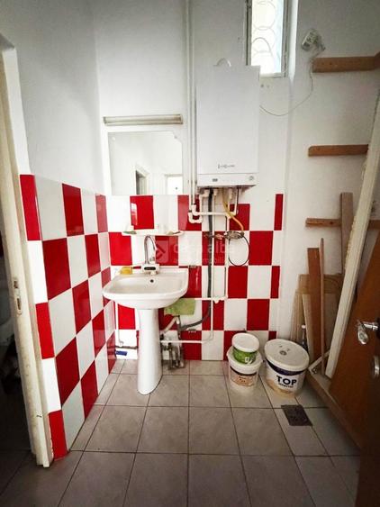 Pacurari - Petrom, spatiu comercial amenajat, 111 mp - 8