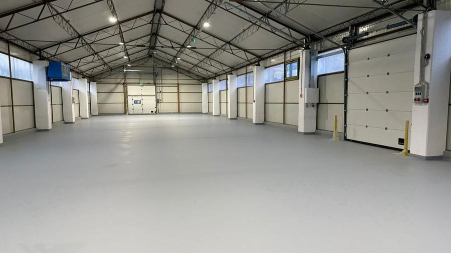 Hala cu locatie urbana - 1