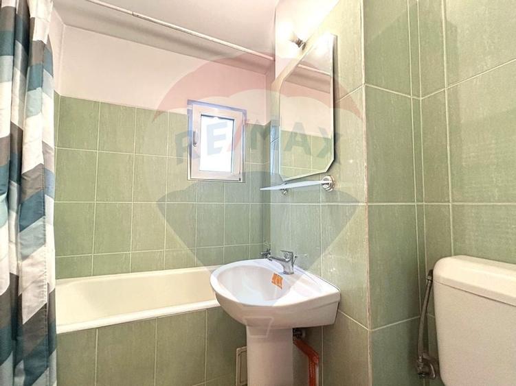 Apartament cu 3 camere de vânzare în zona Drumul Gazarului - 9