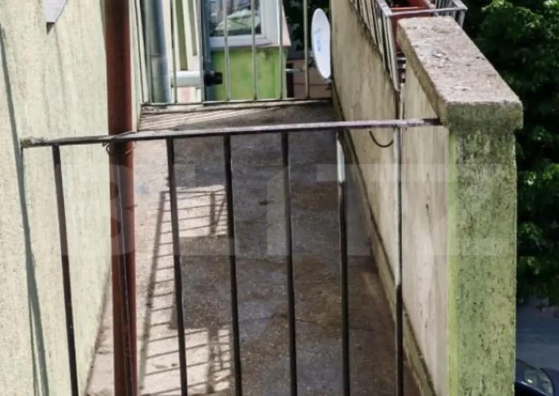 Apartament de vanzare cu 3 camere, 69 mp, zona Str. Botizulu - 2