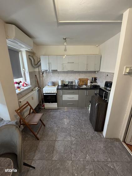 Garsoniera zona Lapus - 2