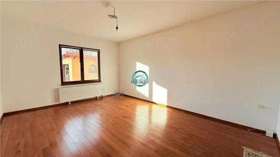 Casa de vanzare cu 4 camere, 4 bai, teren 1540mp - Sangeorgiu de Mures - 9