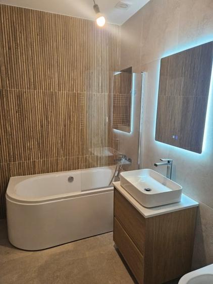 Spatiu Birouri | 550 mp | Damaroaia | 8 locuri parcare | - 7