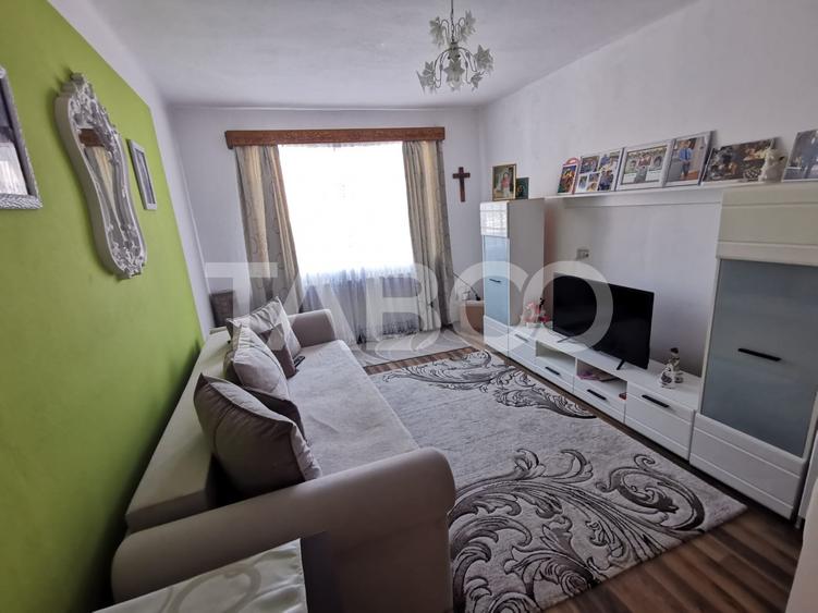 Casă individuală cu 5 camere cu Canalizare în Lazaret