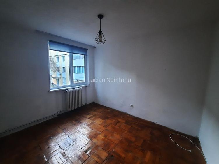 Apt 2 camere, etaj 1, decomandat, 50 mp, in zona Precista, Cod 160693