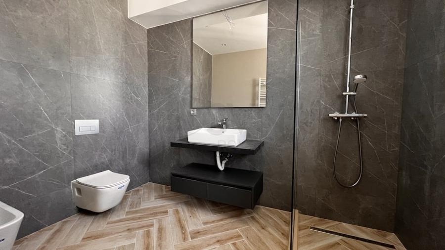 REA1015960 Penthouse spectaculos cu vedere spre lac - 15