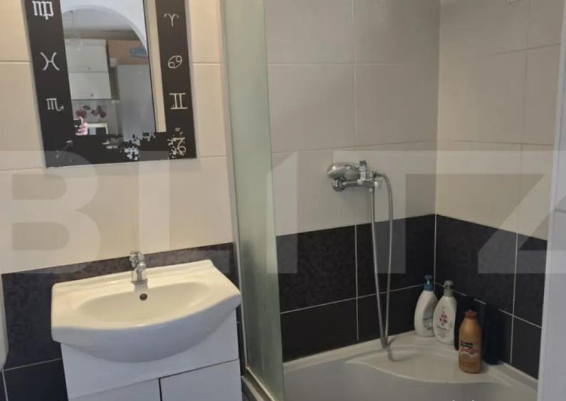 Apartament 2 camere, 52 mp, zona Central - 3