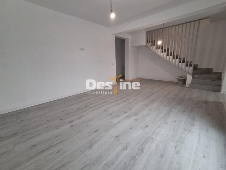 CASĂ tip duplex, situata in Valea Adanca - 9