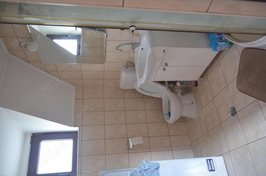 Vila de vacanta cu 7 camere situata in Busteni,semicentral. - 20