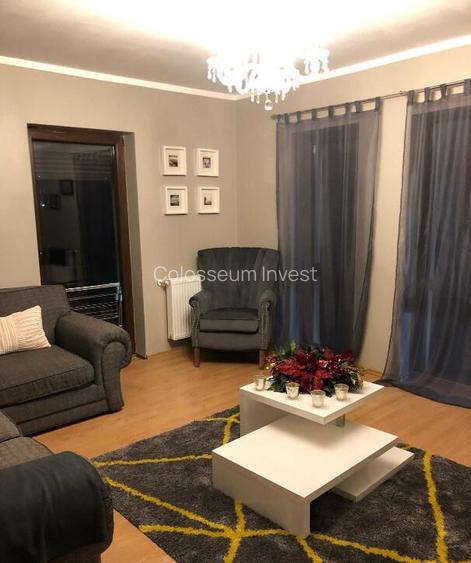 Apartament 3 camere, decomandat - zona Tractorul Apartament 3 camere, decomandat - zona Tractorul