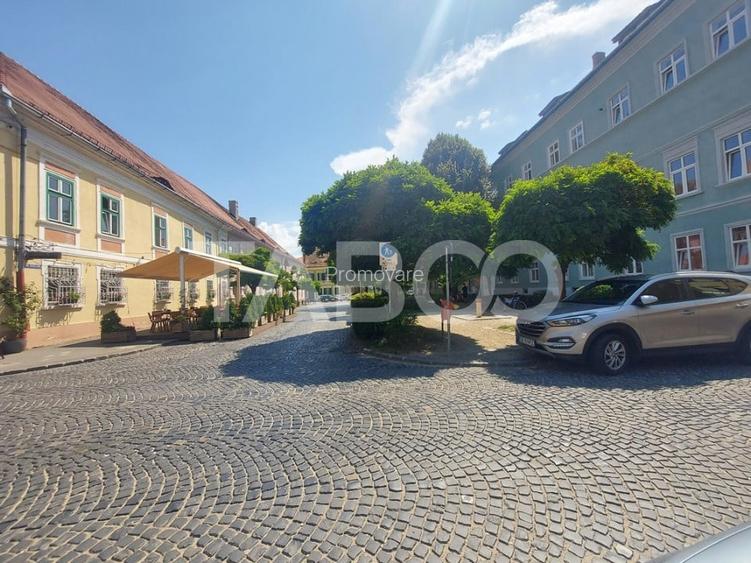 Apartament de vanzare 68 mpu 2 camere pivnita Centrul Istoric Sibiu