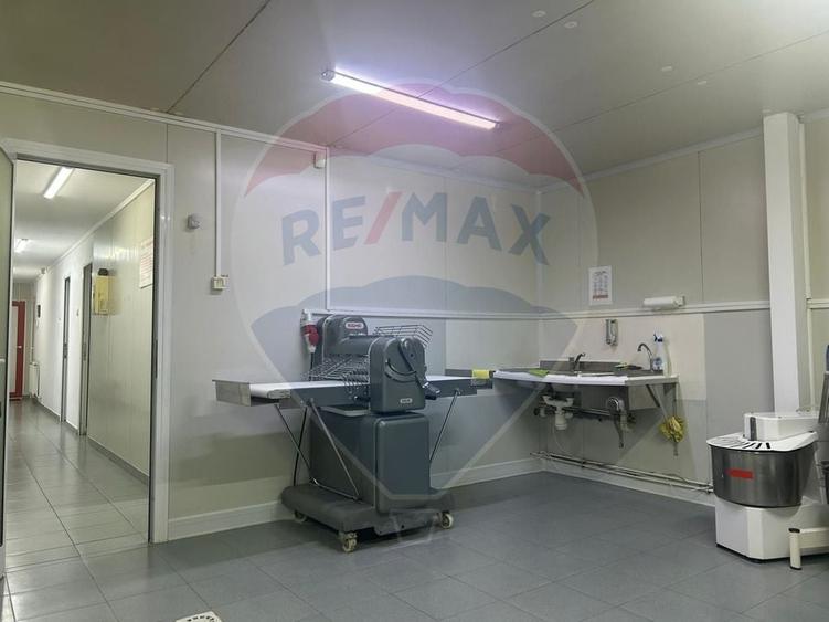 De vanzare spatiu comercial stradal in Corbeanca IF - 1