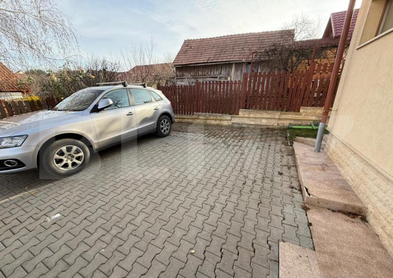 Casa deosebita 170 mp, 4 camere, gradina ?i 5 parcari - 9