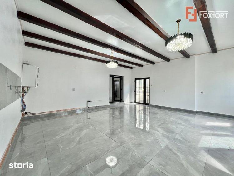 Casa Individuala de vanzare cu 3 camere si teren de 486 mp, zona Plopi - 5