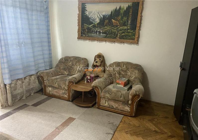 Apartament 2 camere , zona cartier Sud , decomandat , liber