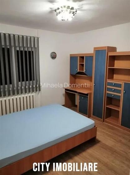 Apartament 3 camere, decomandat, zona FSEGA. Apartament 3 camere, decomandat, zona FSEGA.