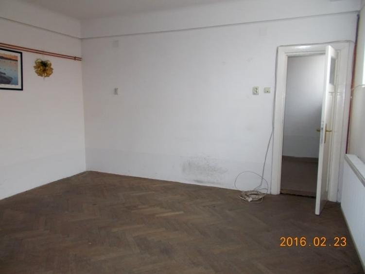 Cotroceni, Eroilor, 4 camere, demisol inalt,  decomandat, imobil mic, birouri - 2