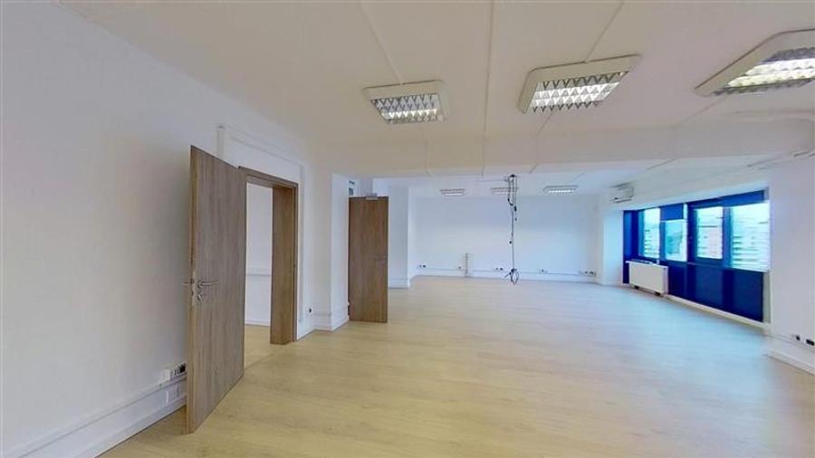 Tur LIVE! Spatiu birouri, renovat, Centrul Civic, Brasov. - 1