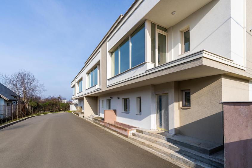 Arhitectură contemporană într-un cadru natural, aproape de Bucuresti - 3