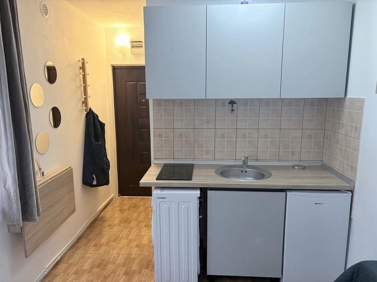 Proprietar inchiriez mini garsoniera cochet amenajata - 1