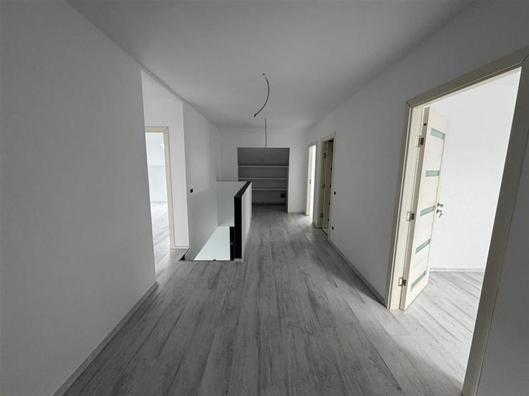 Casa P+M de vanzare in Campineanca (strada asfalata) - 16